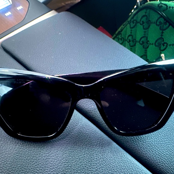 Ysl ladies sunglasses - Picture 1 of 2